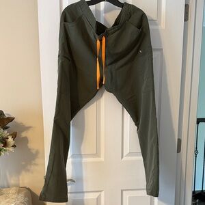 Figs Moss Yola - Skinny Scrub Pants